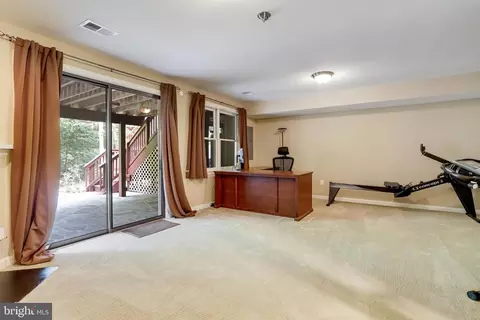 9010 Daum Ct, Springfield, VA 22153 photo 40