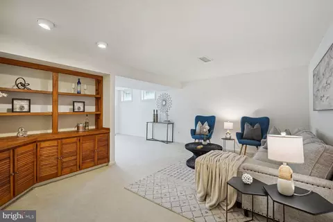 6311 Falling Brook Dr, Burke, VA 22015 photo 25