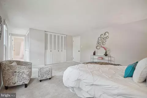 6311 Falling Brook Dr, Burke, VA 22015 photo 17