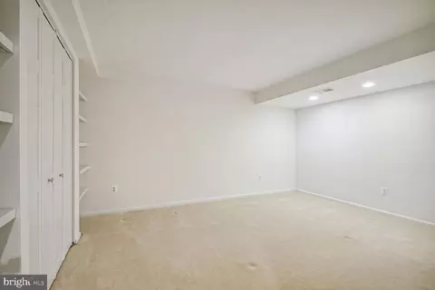 6311 Falling Brook Dr, Burke, VA 22015 photo 28