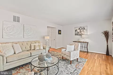 6720 Towne Lane Ct, Mclean, VA 22101 photo 5