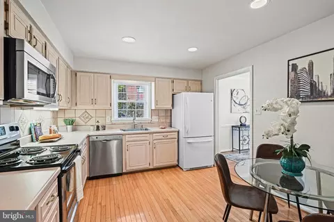 6720 Towne Lane Ct, Mclean, VA 22101 photo 9