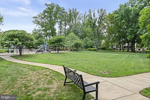 6720 Towne Lane Ct, Mclean, VA 22101 photo 32