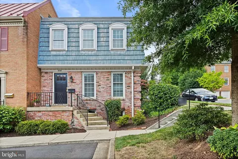6720 Towne Lane Ct, Mclean, VA 22101