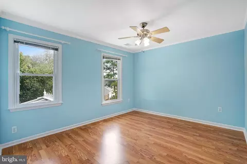 Bedroom - 7420 Ridge Rd, Springfield, VA 22153 photo 4 of 9