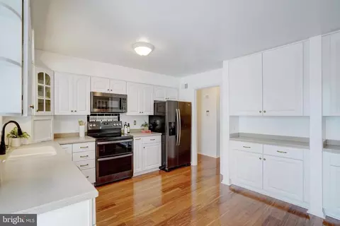 Kitchen - 7420 Ridge Rd, Springfield, VA 22153 photo 2 of 3