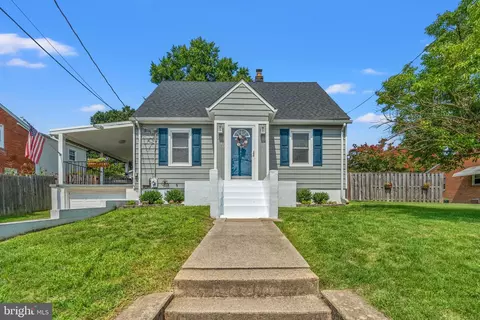 2710 Memorial St, Alexandria, VA 22306