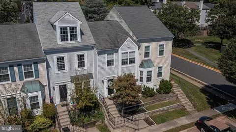 13902 Preacher Chapman Pl, Centreville, VA 20121
