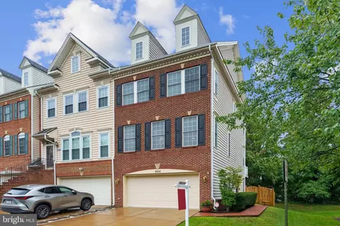9648 Potters Hill Cir, Lorton, VA 22079