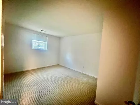 Bedroom - 7022 Braddock Mews Pl, Springfield, VA 22151 photo 3 of 3