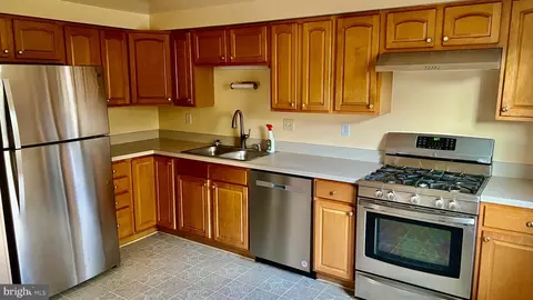 Other - 7022 Braddock Mews Pl, Springfield, VA 22151 photo 6 of 15