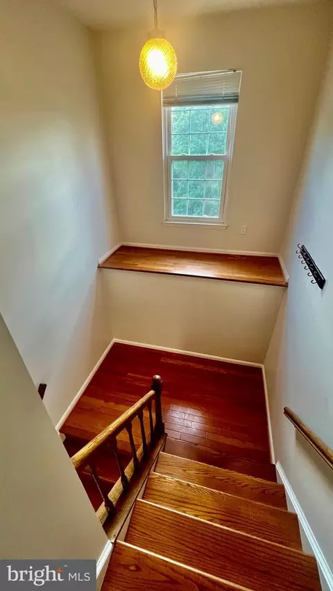 Entry Way - 7022 Braddock Mews Pl, Springfield, VA 22151 photo 1 of 3