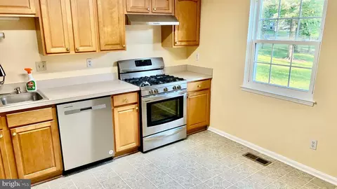 Other - 7022 Braddock Mews Pl, Springfield, VA 22151 photo 4 of 15