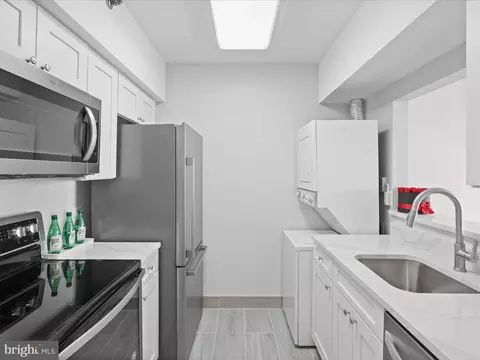 5505 Seminary Rd #1708N, Falls Church, VA 22041