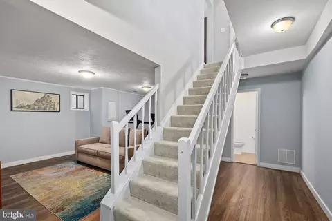 Entry Way - 2008 Winged Foot Ct, Reston, VA 20191 photo 4 of 4