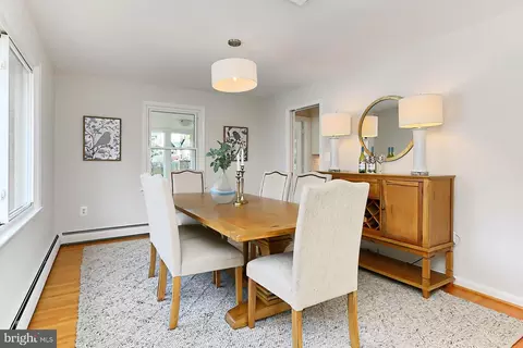 6944 Park Ave, Mclean, VA 22101 photo 5