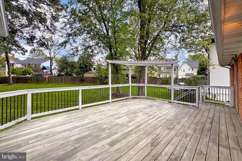 6944 Park Ave, Mclean, VA 22101 photo 13