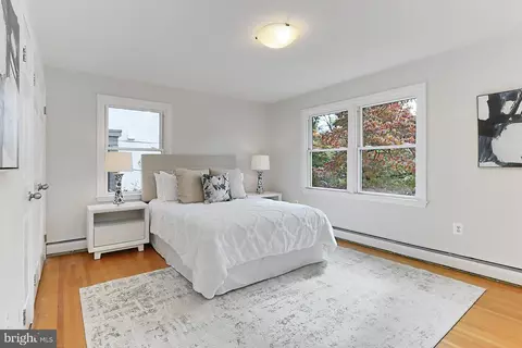 6944 Park Ave, Mclean, VA 22101 photo 9