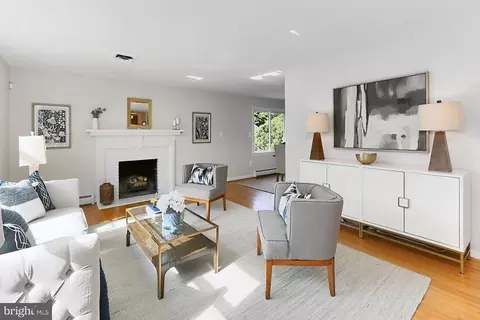 6944 Park Ave, Mclean, VA 22101 photo 3