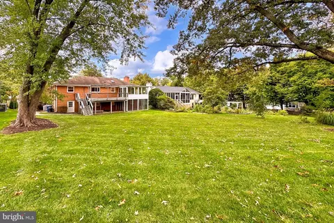 6944 Park Ave, Mclean, VA 22101 photo 15
