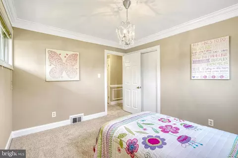 7402 Hallmark Pl, Springfield, VA 22150 photo 21