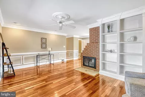 7402 Hallmark Pl, Springfield, VA 22150 photo 17