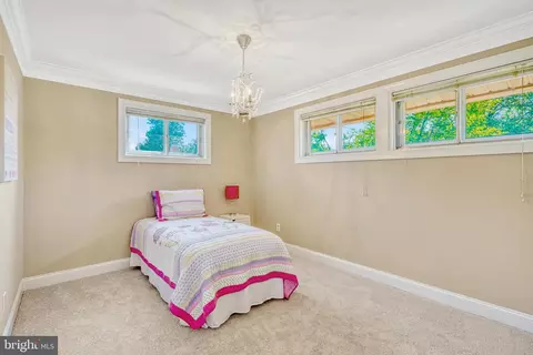 7402 Hallmark Pl, Springfield, VA 22150 photo 20