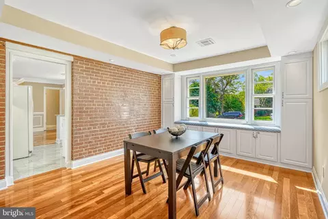 7402 Hallmark Pl, Springfield, VA 22150 photo 11