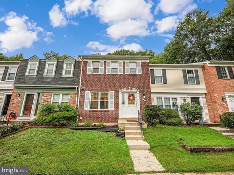 5756 Heritage Hill Dr, Alexandria, VA 22310