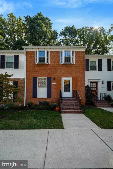 6639 Burlington Pl, Springfield, VA 22152 photo 2
