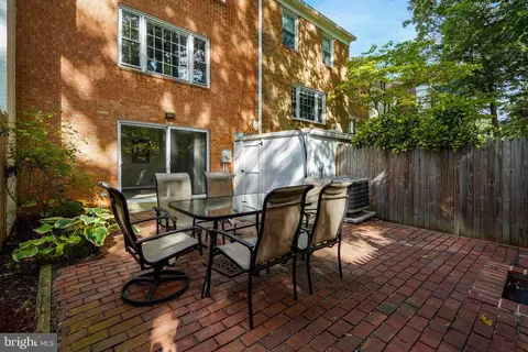6639 Burlington Pl, Springfield, VA 22152 photo 38