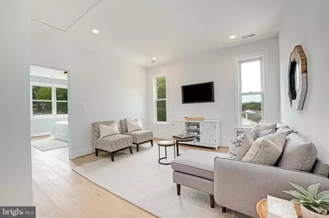 Other - 8106 Drayton Ln, Springfield, VA 22151 photo 6 of 16
