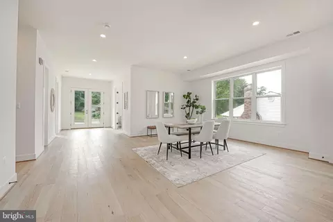Dining - 8106 Drayton Ln, Springfield, VA 22151 photo 3 of 4