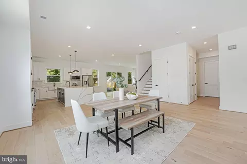 Dining - 8106 Drayton Ln, Springfield, VA 22151 photo 2 of 4