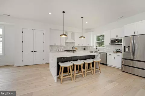Kitchen - 8106 Drayton Ln, Springfield, VA 22151 photo 2 of 6
