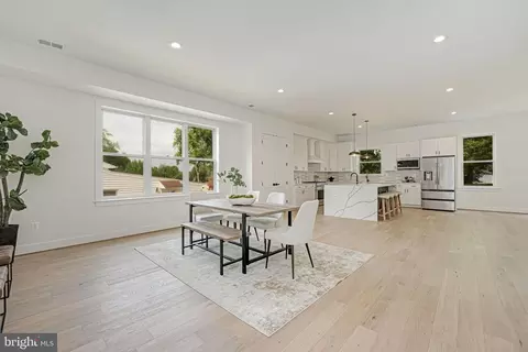 Dining - 8106 Drayton Ln, Springfield, VA 22151 photo 1 of 4