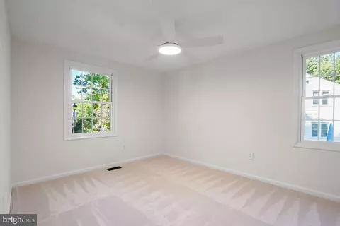 8374 Magic Leaf Rd, Springfield, VA 22153 photo 33