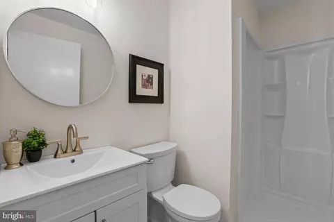 8374 Magic Leaf Rd, Springfield, VA 22153 photo 31
