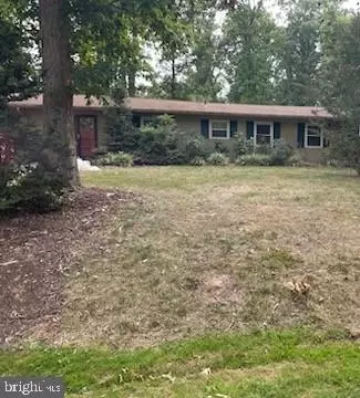 609 Austin Ln, Herndon, VA 20170