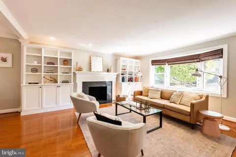 5962 Atteentee Rd, Springfield, VA 22150 photo 6