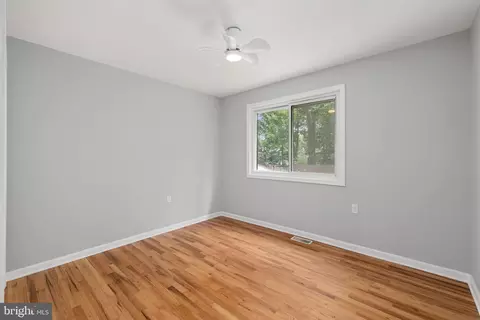 Bedroom - 9608 Braddock Rd, Fairfax, VA 22032 photo 1 of 4