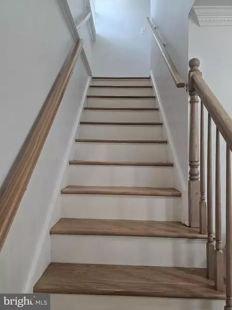 6919 Rolling Rd, Springfield, VA 22152 photo 18