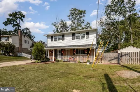 6919 Rolling Rd, Springfield, VA 22152 photo 2