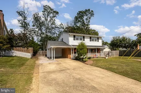 6919 Rolling Rd, Springfield, VA 22152 photo 3