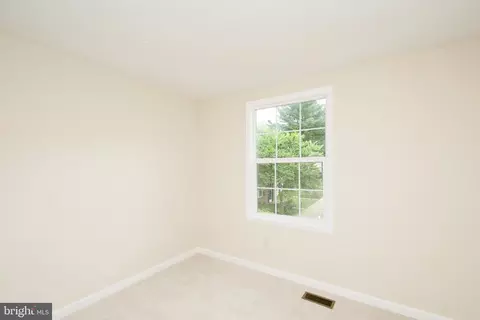 8146 Loving Forest Ct, Springfield, VA 22153 photo 19