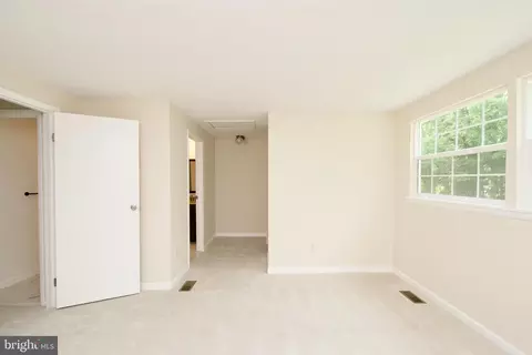 8146 Loving Forest Ct, Springfield, VA 22153 photo 26