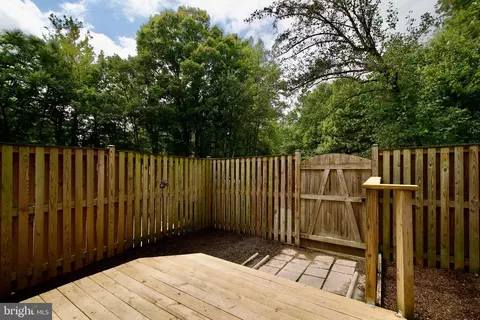 8146 Loving Forest Ct, Springfield, VA 22153 photo 35
