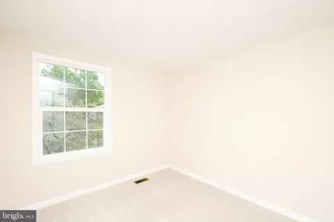8146 Loving Forest Ct, Springfield, VA 22153 photo 17