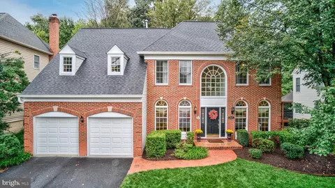 12635 Dusty Wheel Ln, Fairfax, VA 22033