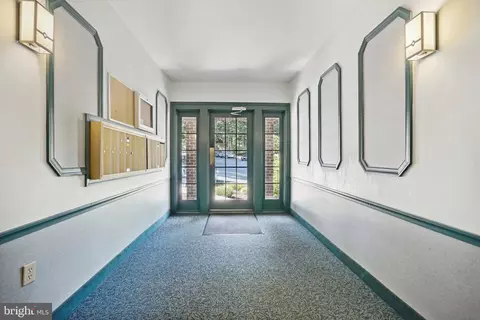 5905 Noblestown Rd #H, Springfield, VA 22152 photo 24